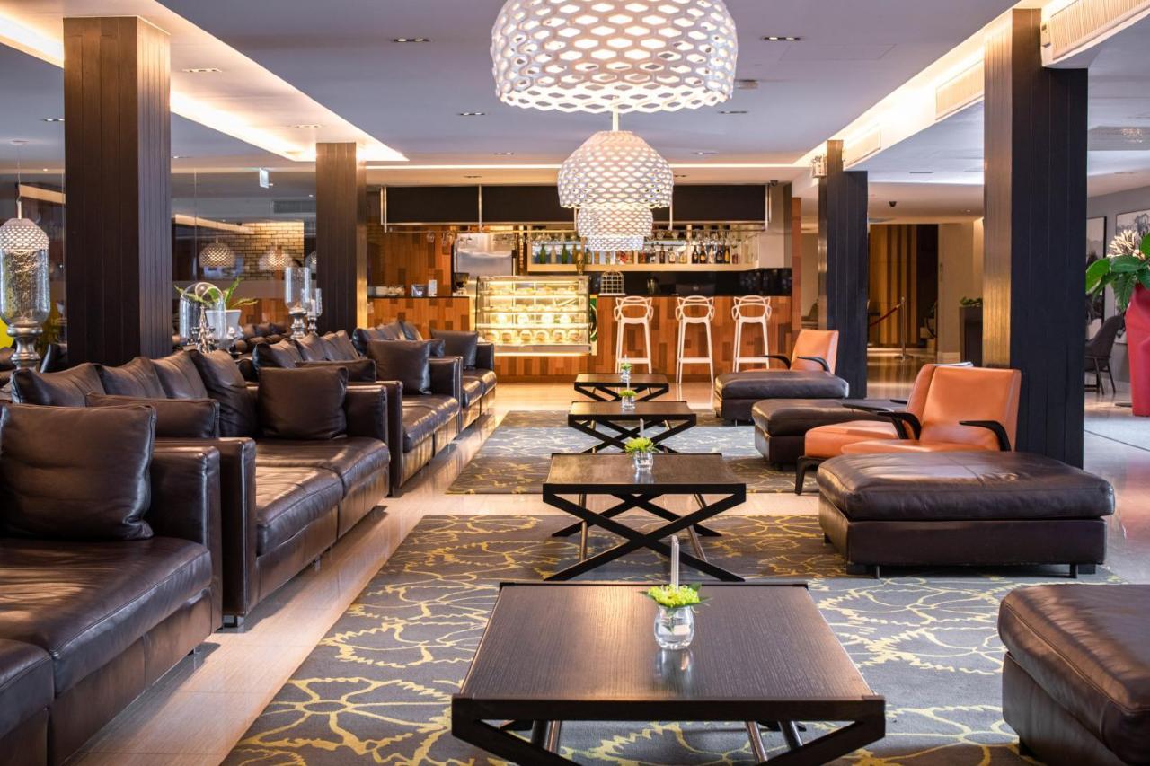 S Ratchada Leisure Hotel - Sha Plus Bangkok Exterior photo The lobby of the hotel